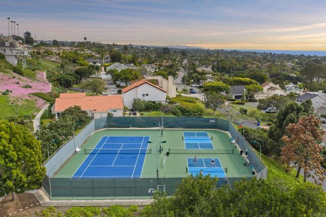 Detail Gallery Image 22 of 24 For 1748 Gascony Road, Encinitas,  CA 92024 - 3 Beds | 2/1 Baths