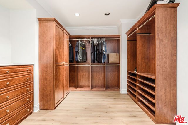 Drew Fenton | 16742 Via Pacifica Pacific Palisades CA | MLS: 7348440