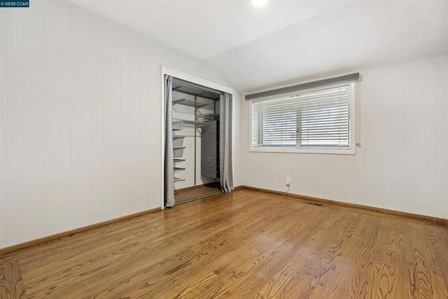 33 Sullivan Dr, Moraga CA: https://media.crmls.org/mediaz/f4411658-df9b-4ddd-acc9-049b12448e70.jpg
