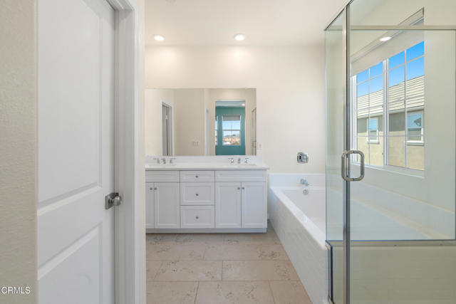 Detail Gallery Image 11 of 22 For 528 Tibbetts St, Santa Paula,  CA 93060 - 3 Beds | 3 Baths