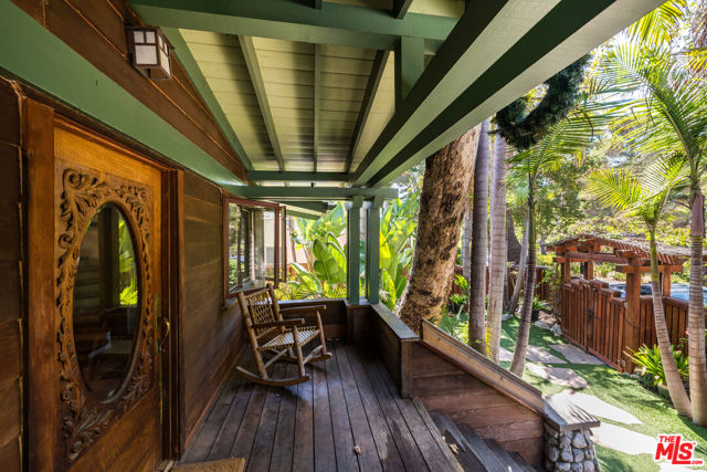 454 E Rustic Road, Santa Monica CA: https://media.crmls.org/mediaz/f4448f06-d8dc-420a-b1d6-830a722b4f95.jpg