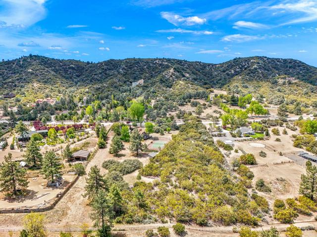 36958 Goldshot Creek Road, Mountain Center CA: https://media.crmls.org/mediaz/f444b3ac-2ee9-40b9-be9a-47b1e56c32a9.jpg