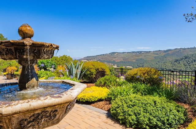 407 Mirador Court, Monterey CA: https://media.crmls.org/mediaz/f4450742-58fe-40ef-8351-e5ce74c937bc.jpg