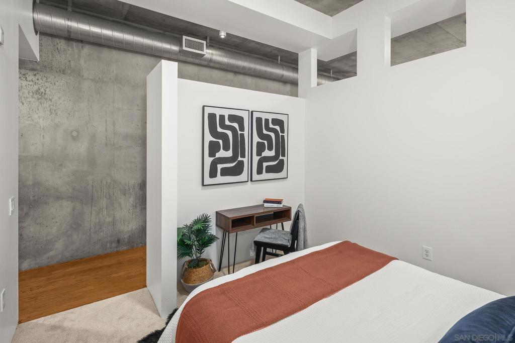 1025 Island - photo 15