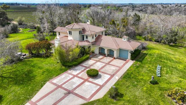 24943 N McIntire Road, Clements CA: https://media.crmls.org/mediaz/f447e857-cf5a-40da-b3d7-b1dbbe6323a1.jpg