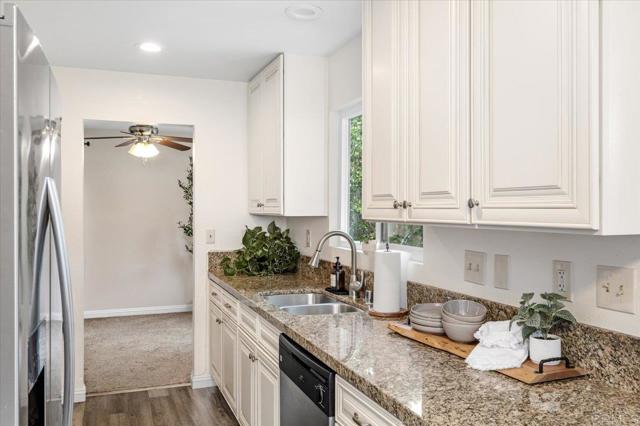 2137 N Mammoth Place, Escondido CA: https://media.crmls.org/mediaz/f4486e0d-2a6c-4fb2-9e08-93a8ae9be46c.jpg
