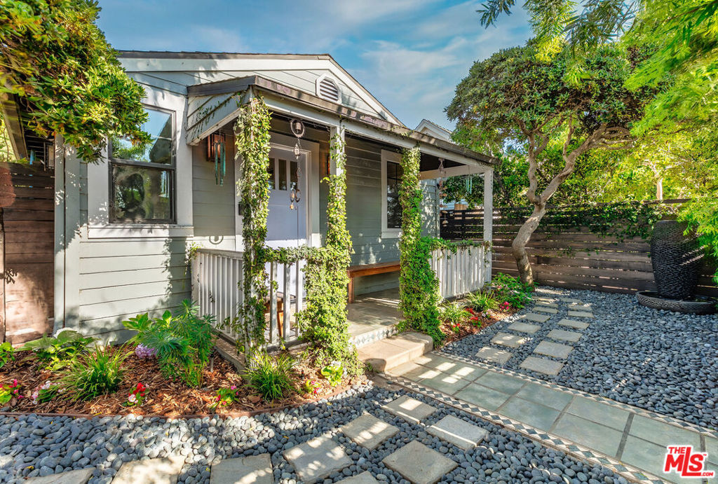 1014 Oakwood Avenue
