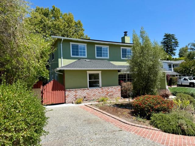 1082 Lupin Way, San Carlos CA: https://media.crmls.org/mediaz/f449b743-d8be-49c7-9925-2aa2d20c0877.jpg