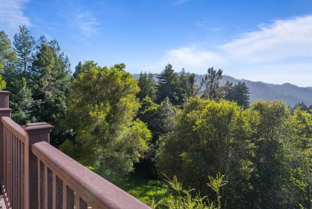 267 Crows Nest Drive, Boulder Creek CA: https://media.crmls.org/mediaz/f44c8dc3-8a16-44d4-a2aa-2af03a361e17.jpg