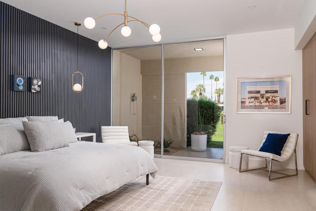 399 Desert Lakes Drive, Palm Springs CA: https://media.crmls.org/mediaz/f44d7820-b937-4c8b-8422-bbee3458ef40.jpg