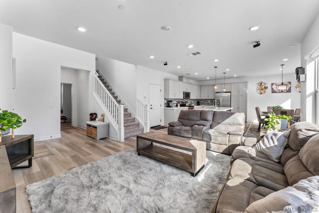 10129 Hercules Way