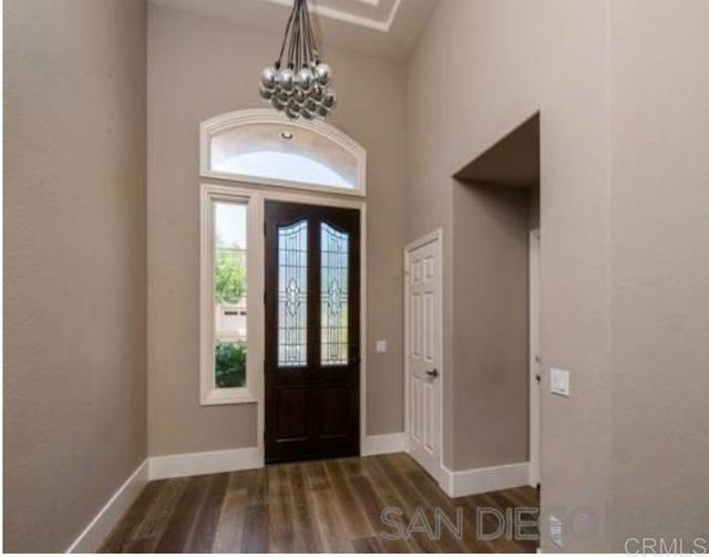 1317 Caminito Balada, La Jolla CA: https://media.crmls.org/mediaz/f44e9bfc-2617-4518-aa76-36bd8fd9ad92.jpg