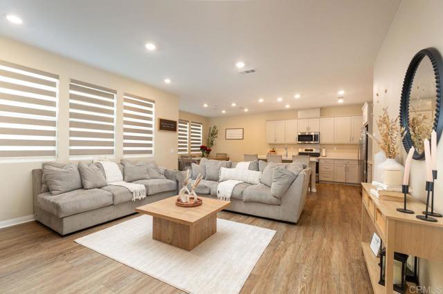 Front Image Thumbnail for CRPTP2601344