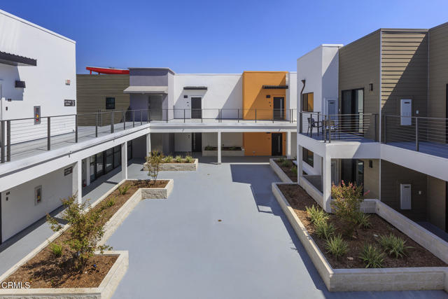 Detail Gallery Image 12 of 20 For 1300 W Mission Bld #201,  Pomona,  CA 91766 - 2 Beds | 2 Baths