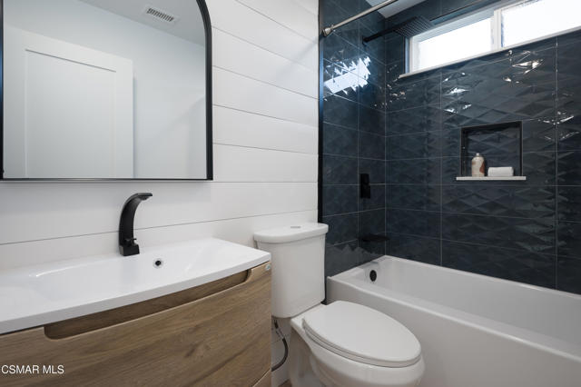 574 Nicole Drive, Newbury Park CA: https://media.crmls.org/mediaz/f4504c8b-4a60-400a-b8c0-0b08f1418603.jpg
