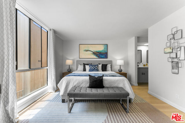 1815 Glendon Avenue, Los Angeles CA: https://media.crmls.org/mediaz/f45068dc-e3cd-42cd-81b9-83090e056e59.jpg