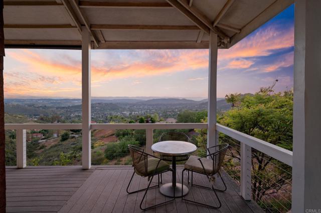 Detail Gallery Image 14 of 34 For 14645 High Valley Rd, Poway,  CA 92064 - 3 Beds | 2/1 Baths