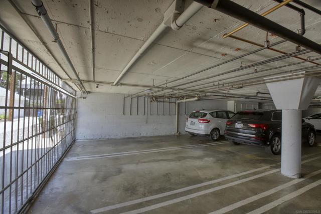 5003 Westpark Dr., North Hollywood CA: https://media.crmls.org/mediaz/f4517dda-8f86-4581-b1d3-fb54b7deb9dc.jpg