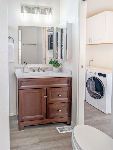 70200 Dillon Road, Desert Hot Springs CA: https://media.crmls.org/mediaz/f45189da-2294-41a1-8a6e-634c4a0ff26b.jpg