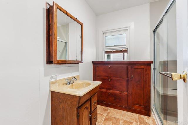Detail Gallery Image 15 of 22 For 4570 Texas Street, San Diego,  CA 92116 - 2 Beds | 1 Baths