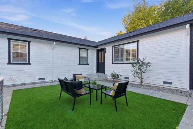 1344 Jackson Street, Santa Clara CA: https://media.crmls.org/mediaz/f451e123-583a-4d5c-88ea-27dafabfd7da.jpg