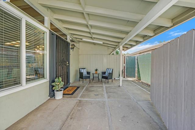 Image 2 of 52 For 2038 Boca Raton St