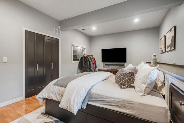 Image 32 of 51 For 1763 12th Avenue