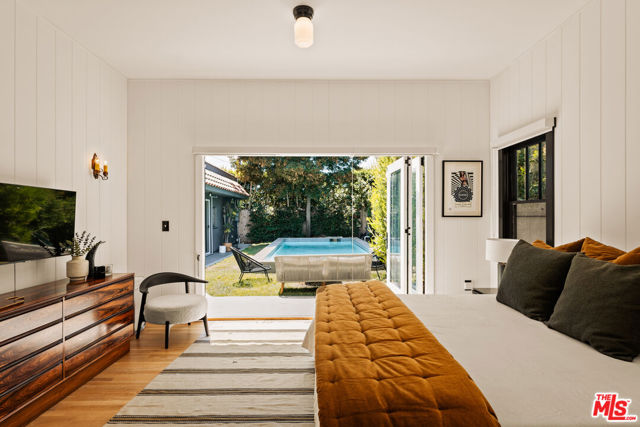 623 N Sierra Bonita Avenue, Los Angeles CA: https://media.crmls.org/mediaz/f4562c2b-0a1e-4e3c-b936-90c58f8b0478.jpg