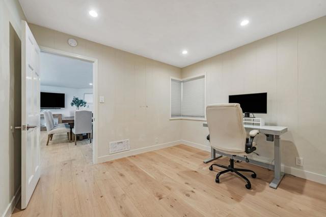 890 Wainwright Drive, San Jose CA: https://media.crmls.org/mediaz/f4572e33-543d-42ef-b6f2-159625818390.jpg