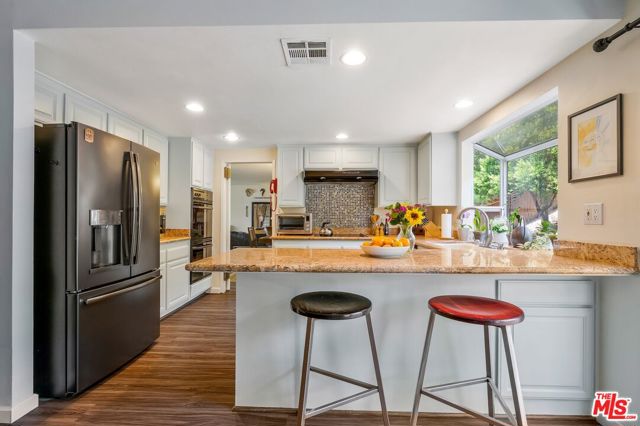 8389 Sedan Avenue, West Hills CA: https://media.crmls.org/mediaz/f4587c5f-318c-4561-a14f-937fb8037975.jpg