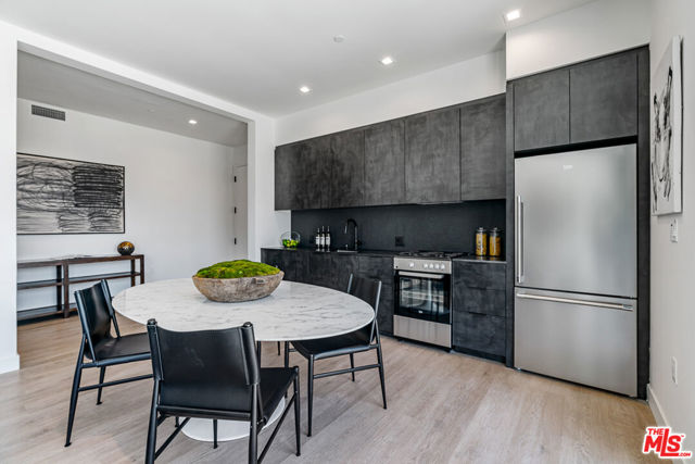 10700 Tabor Street, Los Angeles CA: https://media.crmls.org/mediaz/f459448e-8eca-4526-820d-06110a58e98d.jpg