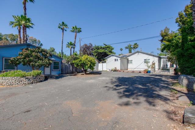 928 930 Osborne Street, Vista CA: https://media.crmls.org/mediaz/f459a426-a523-42d4-950a-293e8b61c90f.jpg