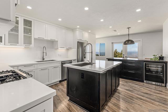 16641 Eagles Crest Rd, Ramona CA: https://media.crmls.org/mediaz/f45a6910-63b0-49cb-b07e-b169efc04752.jpg