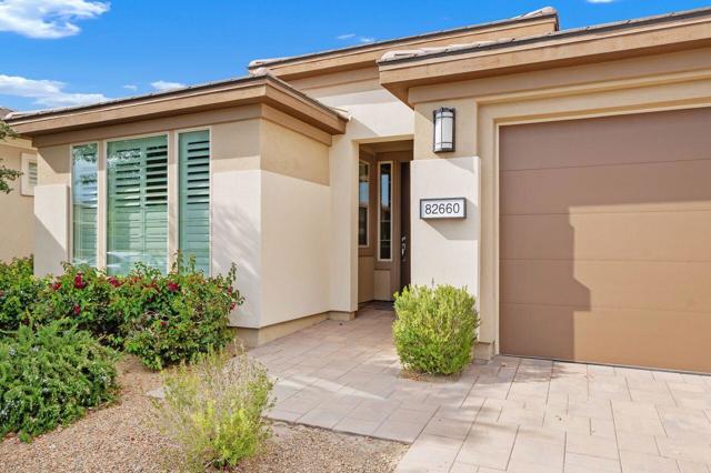 82660 E Mccarroll Drive, Indio CA: https://media.crmls.org/mediaz/f45acc98-368b-40b0-9446-5cd4f0379140.jpg