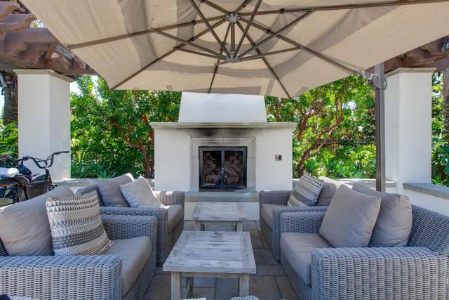 4719 Crespi Ct, Carlsbad CA: https://media.crmls.org/mediaz/f45addee-69ee-45c1-be6a-7bfc0333e8e3.jpg