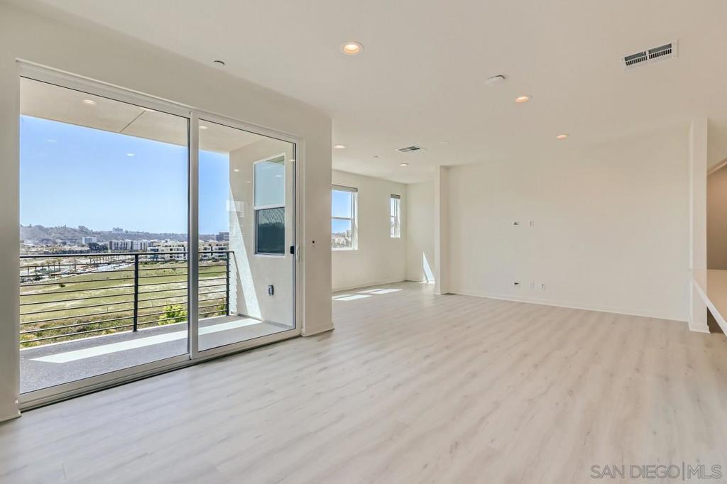 3051 Marquee Way - photo 8