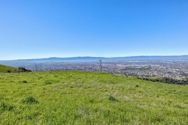 0 Bella Madeira Lane, San Jose CA: https://media.crmls.org/mediaz/f45e504f-c229-4f2a-8dfa-b0c06ac96743.jpg