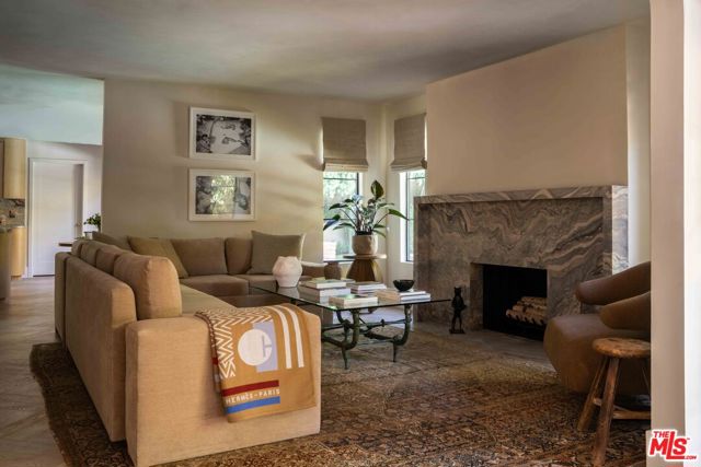 1364 Londonderry Place, Los Angeles CA: https://media.crmls.org/mediaz/f45f64ee-3004-4338-a81c-078e19e3849b.jpg