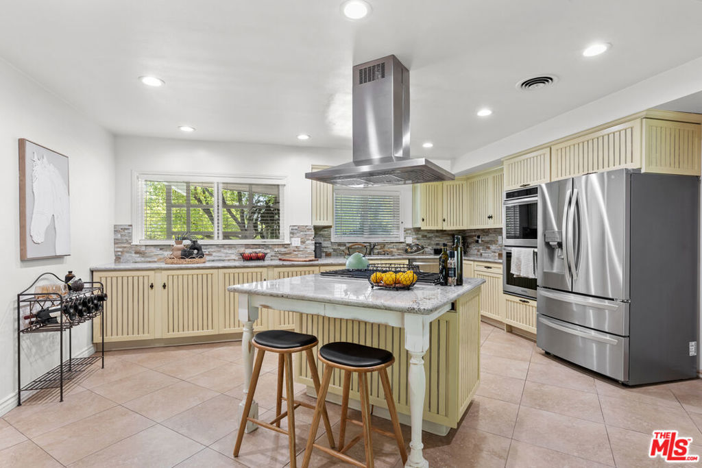 MLS #26857443 image #8