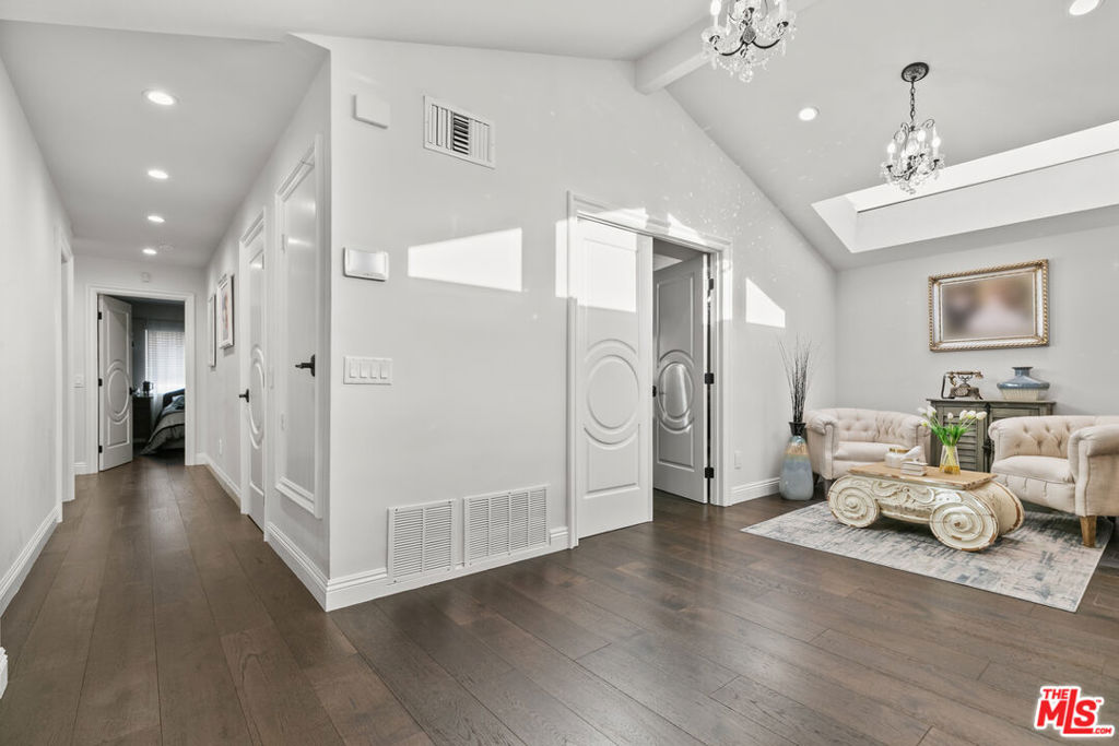 MLS #25618855 image #35