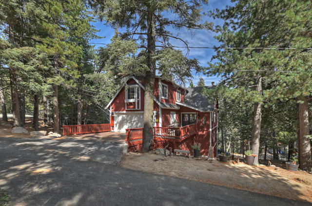 276 Augusta Court, Lake Arrowhead, California 92352, 7 Bedrooms Bedrooms, ,1 BathroomBathrooms,Single Family Residence,For Sale,Augusta,219124288DA