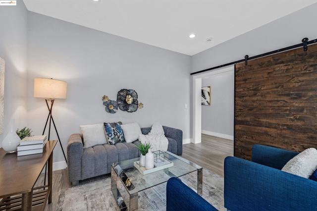Image 2 of 49 For 2914 Stanton Street