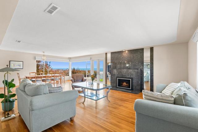 102 32nd Avenue, Santa Cruz CA: https://media.crmls.org/mediaz/f46297e2-0bdd-4c0b-a920-136ea0f31a04.jpg