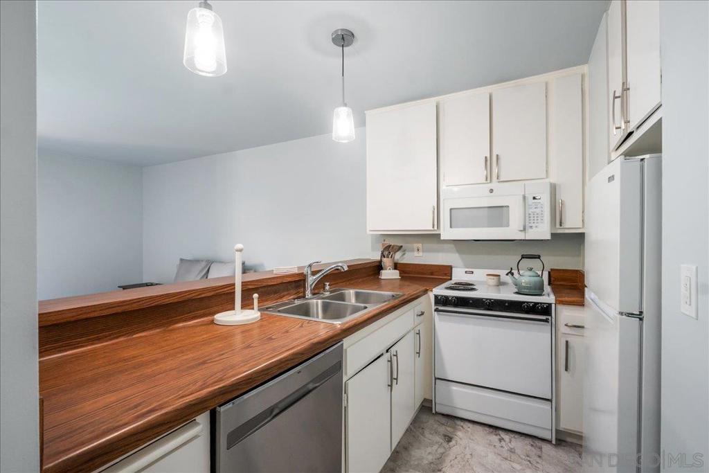 4600 Lamont - photo 9