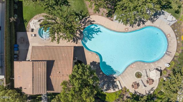 6573 Pinnacle Court, Moorpark CA: https://media.crmls.org/mediaz/f4636fa1-d195-422c-b19b-2074e40e22fb.jpg