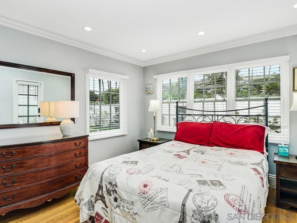 MLS #250041412SD image #33