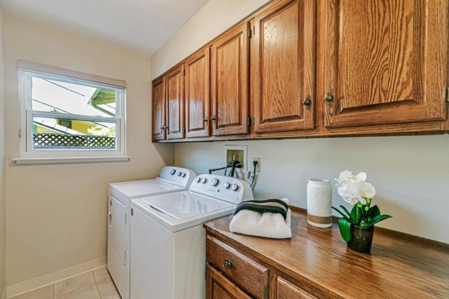 3012 Lake Estates Court, San Jose CA: https://media.crmls.org/mediaz/f463e3fe-7d14-4bb8-8b48-44a9f1c1a4ed.jpg