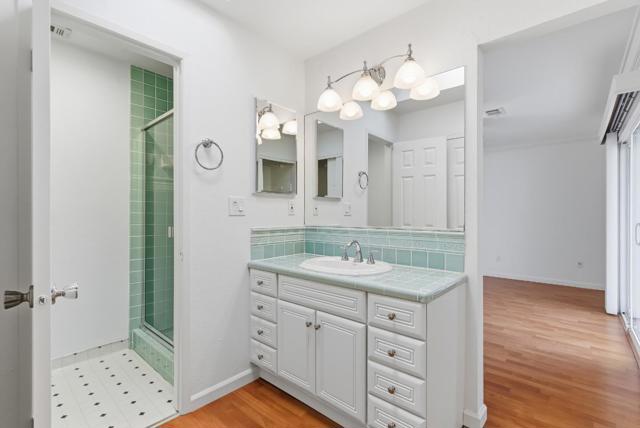 50 Nottingham Pl Place, Clayton CA: https://media.crmls.org/mediaz/f4645c87-ca2b-4cea-b784-a95a678f7623.jpg