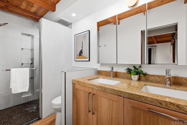 Detail Gallery Image 19 of 68 For 2034 36 Mackinnon Ave, Cardiff By The Sea,  CA 92007 - 5 Beds | 4 Baths