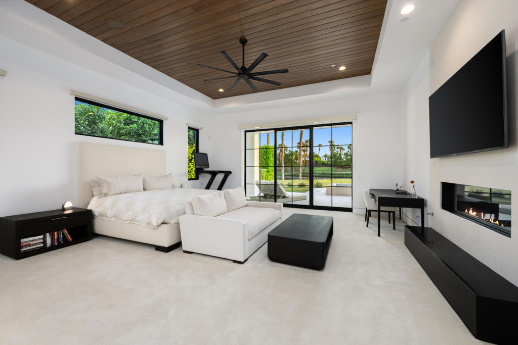 MLS #219132942DA image #14